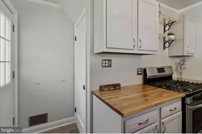 526 Newfield Road, Glen Burnie, MD 21061 - Photo 10
