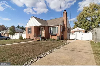 526 Newfield Road, Glen Burnie, MD 21061 - Photo 2