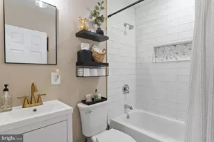 7684 Pine Haven Dr, Pasadena, MD 21122 - Photo 18