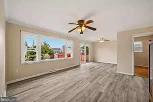 158 Riviera Dr, Pasadena, MD 21122 - Photo 2