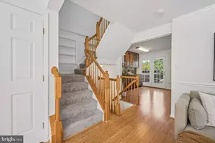 916 Deerberry Ct, Odenton, MD 21113 - Photo 8