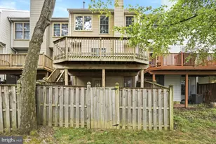 8609 Woodland Manor Dr, Laurel, MD 20724 - Photo 38