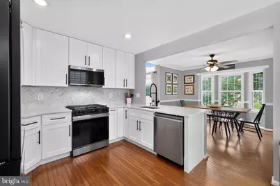 2404 Shadywood Circle, Crofton, MD 21114 - Photo 8