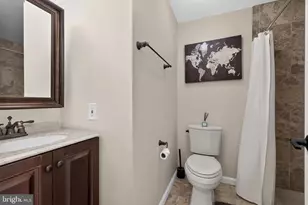 2404 Shadywood Cir, Crofton, MD 21114 - Photo 38