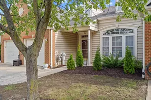 334 Hamlet Cir, Edgewater, MD 21037 - Photo 2