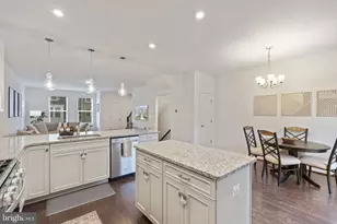 1333 Hawk Hollow Dr, Crofton, MD 21114 - Photo 12