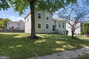 7906 Carriage Dr, Severn, MD 21144 - Photo 4