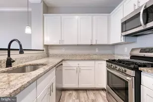 8716 Green Field Ct, Odenton, MD 21113 - Photo 14