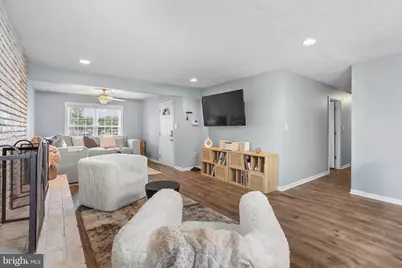 1049 Genine Drive, Glen Burnie, MD 21060 - Photo 12