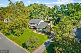 476 Yorkshire Dr, Severna Park, MD 21146 - Photo 2
