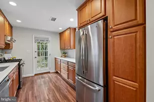 19 Dean St, Annapolis, MD 21401 - Photo 12