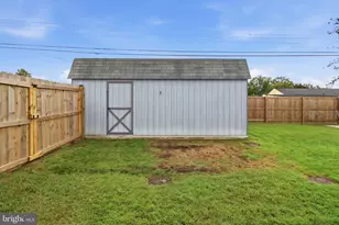1900 Maltravers Rd, Glen Burnie, MD 21060 - Photo 40