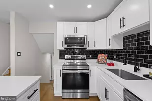 700 Delmar Ave, Glen Burnie, MD 21061 - Photo 10
