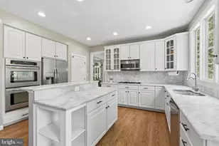 124 Seahawk Ln, Edgewater, MD 21037 - Photo 8