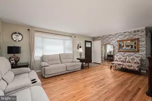 219 Kathy Ct, Severna Park, MD 21146 - Photo 2