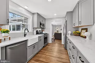 215 Holland Rd, Severna Park, MD 21146 - Photo 12