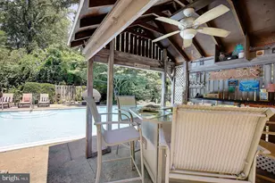 1169 Latrobe Dr, Annapolis, MD 21409 - Photo 24