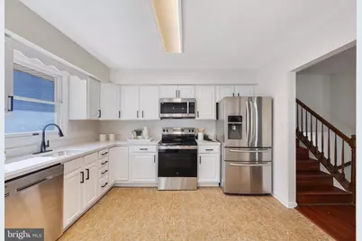 8121 Elizabeth Road, Pasadena, MD 21122 - Photo 4