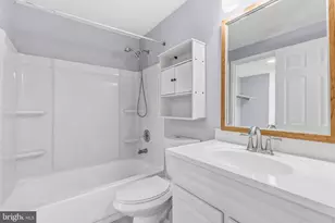 7656 Fairbanks Ct, Hanover, MD 21076 - Photo 16