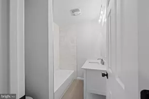 100 Oak Dr, Annapolis, MD 21403 - Photo 32