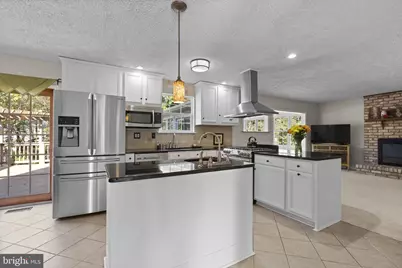 710 Willow Tree Drive, Glen Burnie, MD 21060 - Photo 16