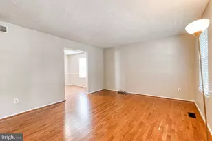 7846 Dero Dr, Pasadena, MD 21122 - Photo 4