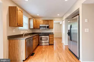 7846 Dero Dr, Pasadena, MD 21122 - Photo 14