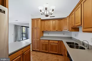 765 Fairview Ave, Annapolis, MD 21403 - Photo 8