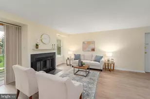 1113 Castle Harbour Way, Glen Burnie, MD 21060 - Photo 4