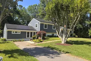 90 Avondale Cir, Severna Park, MD 21146 - Photo 2