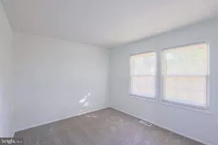 1327 Farrara Dr, Odenton, MD 21113 - Photo 16