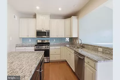 807 Boxwood Drive, Glen Burnie, MD 21060 - Photo 6