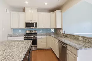 807 Boxwood Dr, Glen Burnie, MD 21060 - Photo 6