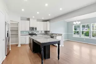 807 Boxwood Dr, Glen Burnie, MD 21060 - Photo 4