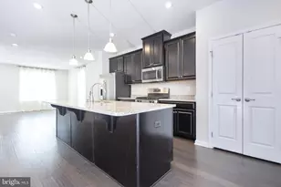 2938 Hebron Ln, Hanover, MD 21076 - Photo 4