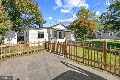 716 205th Street, Pasadena, MD 21122 - Photo 4