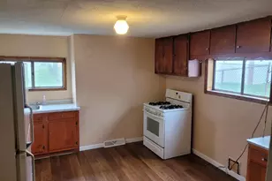 11 Green St, Frostburg, MD 21532 - Photo 12