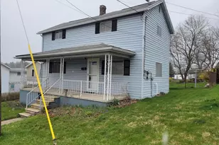 11 Green St, Frostburg, MD 21532 - Photo 2