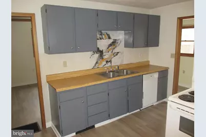 210 E Reynolds Street, Cumberland, MD 21502 - Photo 10