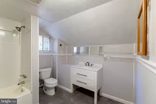 12204 Fall Ave, Cumberland, MD 21502 - Photo 10