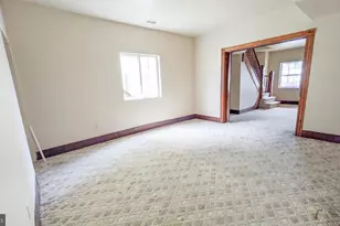 28 Virginia Ave, Cumberland, MD 21502 - Photo 6