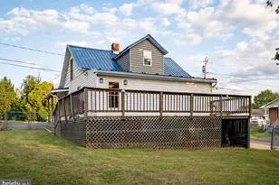 61 Maple St, Cumberland, MD 21502 - Photo 2