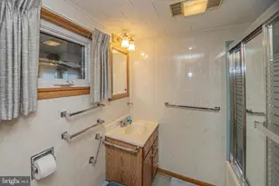 93 Washington St, Frostburg, MD 21532 - Photo 14