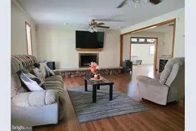 521 E Fourth Street, Cumberland, MD 21502 - Photo 8