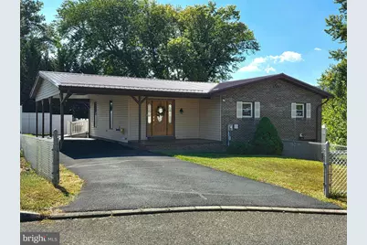 521 E Fourth Street, Cumberland, MD 21502 - Photo 2