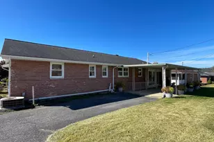 1430 Magnolia Ct, Cumberland, MD 21502 - Photo 2