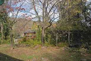 16301 Brice Hollow Rd SE, Cumberland, MD 21502 - Photo 4