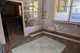 348 Baltimore Ave, Cumberland, MD 21502 - Photo 2