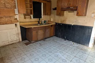 348 Baltimore Ave, Cumberland, MD 21502 - Photo 6