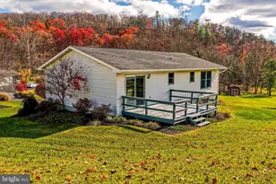 12507 Thornfield Cir NE, Cumberland, MD 21502 - Photo 8